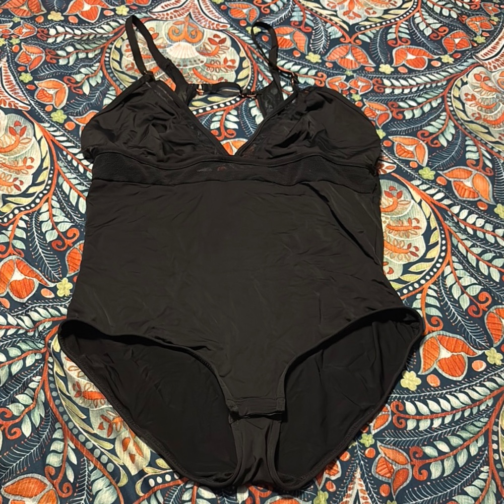 Danskin Black Bodysuiw/Rose Gold metal details